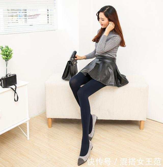 搭配这样的丝袜, 朋友都夸我的腿修长迷人, 真是太美了