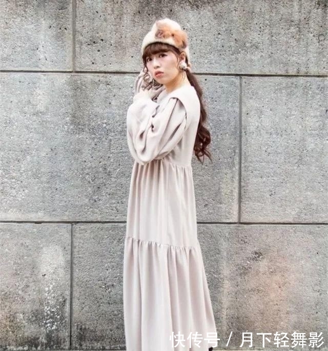  冬季：冬季穿搭如何增添层次度？一顶毛帽让你展现格外注目的时尚焦点