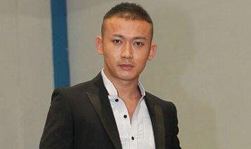 杜淳发长文称自己是演员，网友我还记得插刀教的事情!