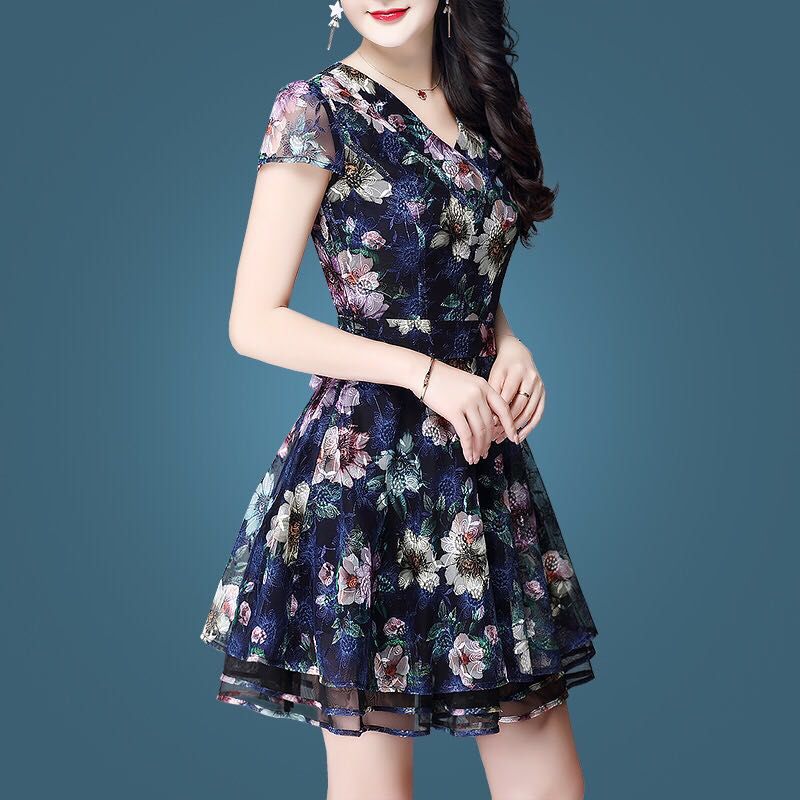 这种连衣裙上身才知道有多美!气场满满,嫩上添嫩,清凉又惬意