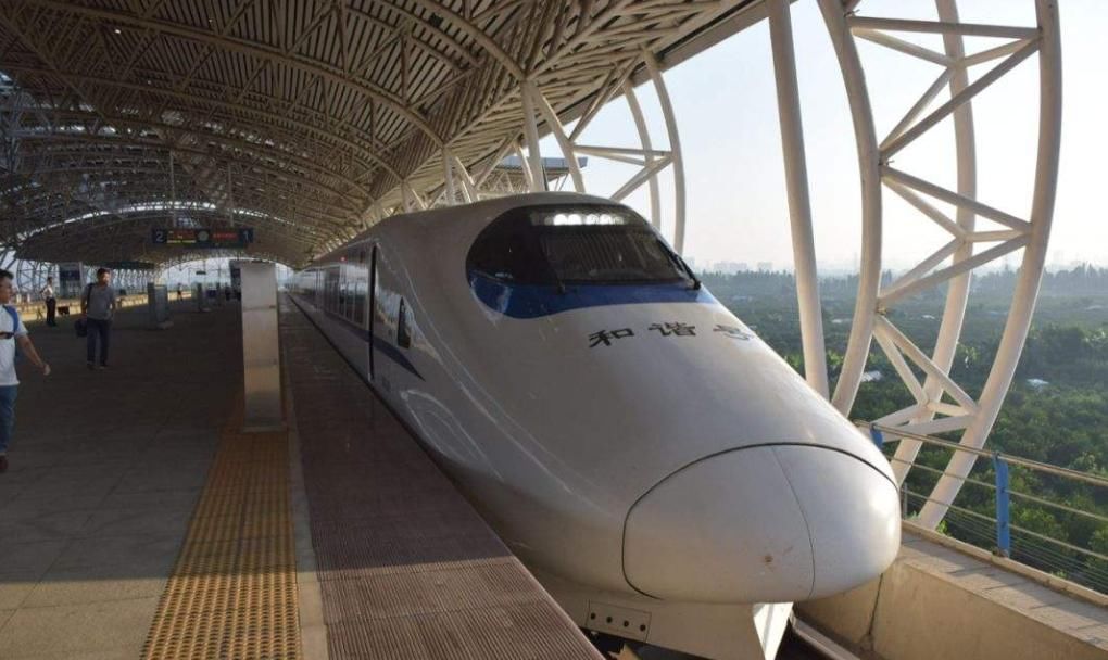  「大巴」这条高铁线路可能要“凉凉”了，又慢又贵，还不如坐大