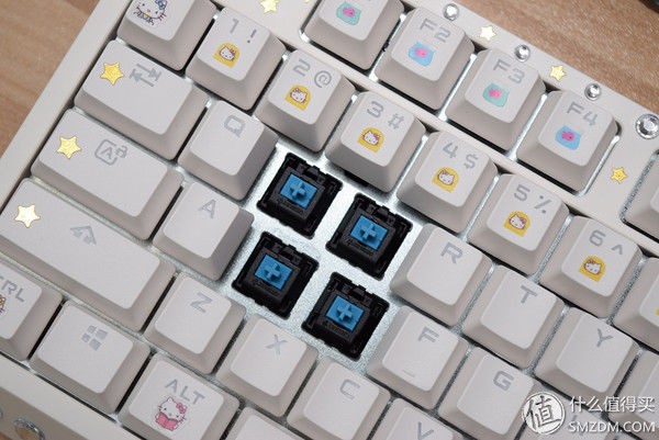 bulin bulin 女生向的白色键盘会是怎么样?