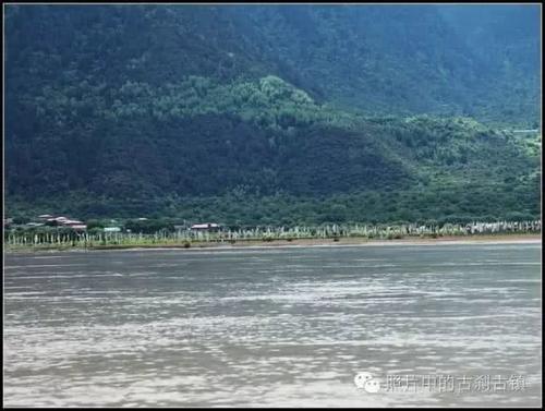 雪域西藏-林芝尼洋河景区
