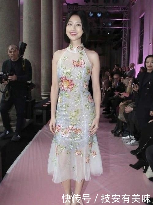 传统■传统旗袍太老气?不妨试试升级版旗袍裙,时髦优雅,太适合春天穿