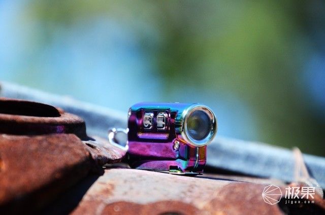 NITECORE TINI 炫彩钥匙灯上手,外表酷炫 无惧黑暗