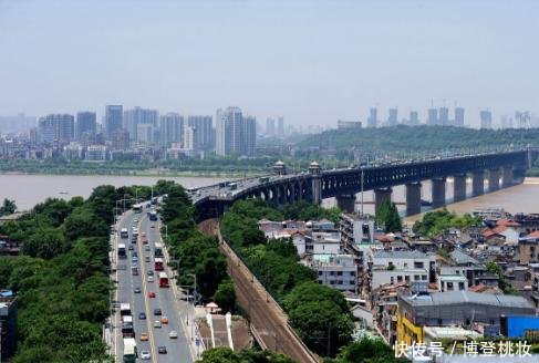  【gdp】中国中部三大中心城市，如今GDP个个超过了1万亿，发展十