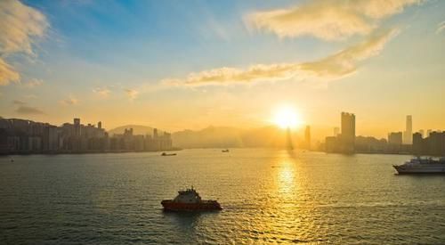  「高铁站」香港高铁开通后，乘坐高铁去香港的初印象，香港不是