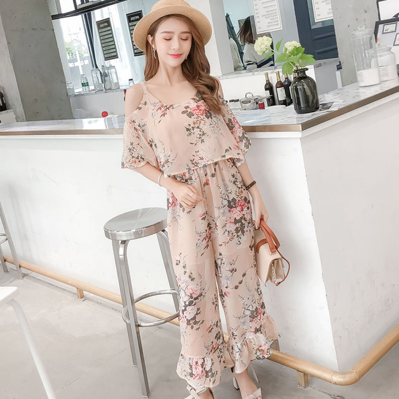 今秋超流行的气质裙，秋天也能让你美出新高度