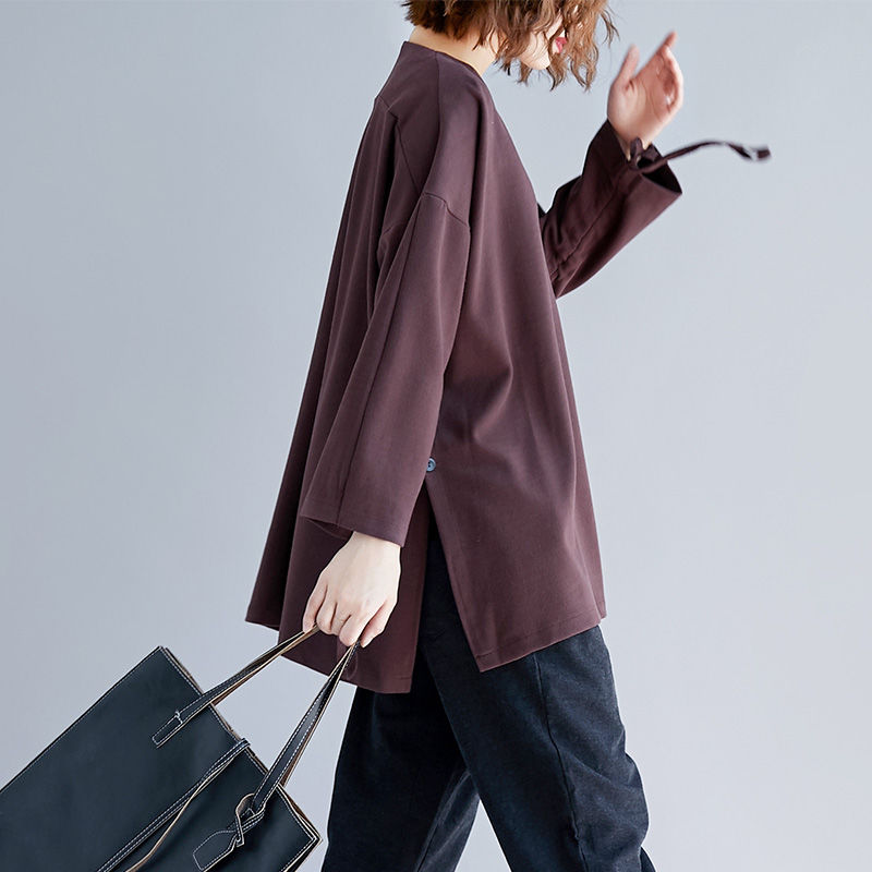 膝盖怕凉的女人，阴雨天少穿连衣裙!试试这种棉麻装，好穿还洋气