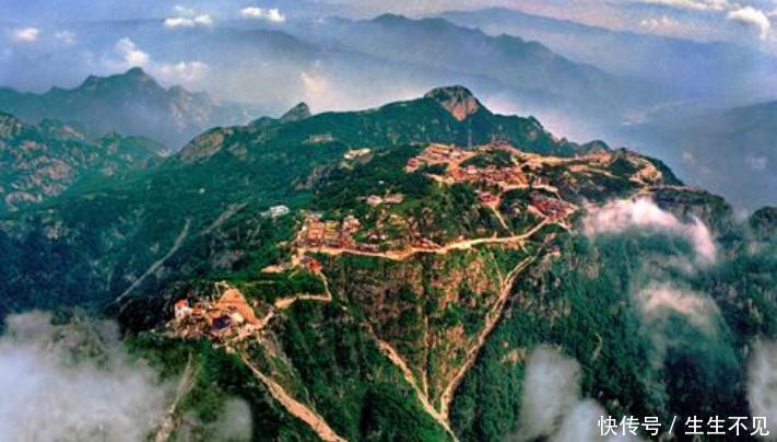 泰山里明明有缆车，为何依旧选择挑山工送货，背后原因深得民心