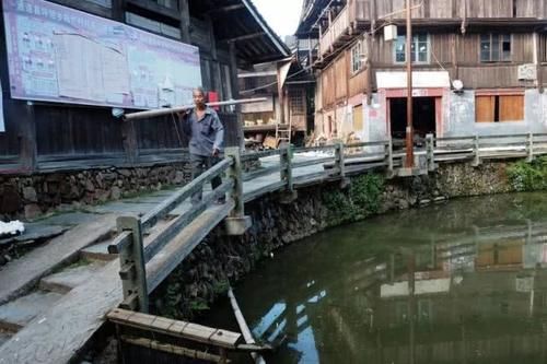 闻树义:百里侗乡