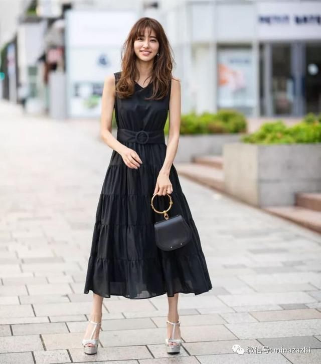 杰伦嫂转型了!酷炫狂拽的昆凌帅skr人