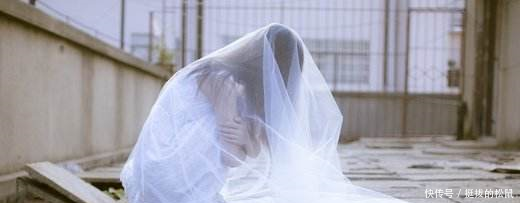 我离婚和前男友破镜重圆,在饭店看到前任丈夫