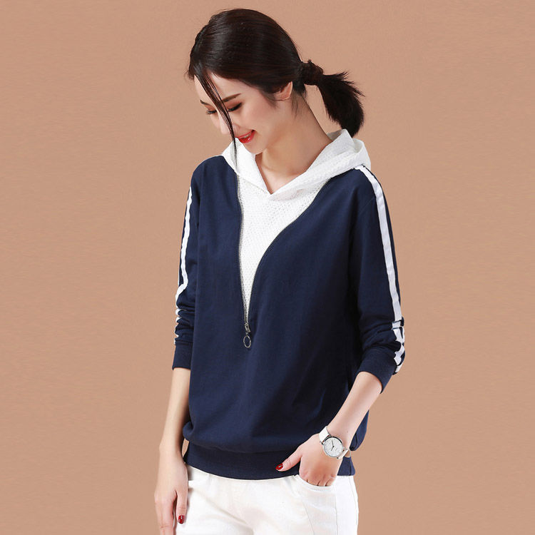 马上九月份如果你四五十岁，可以选这几款秋装，洋气还减龄