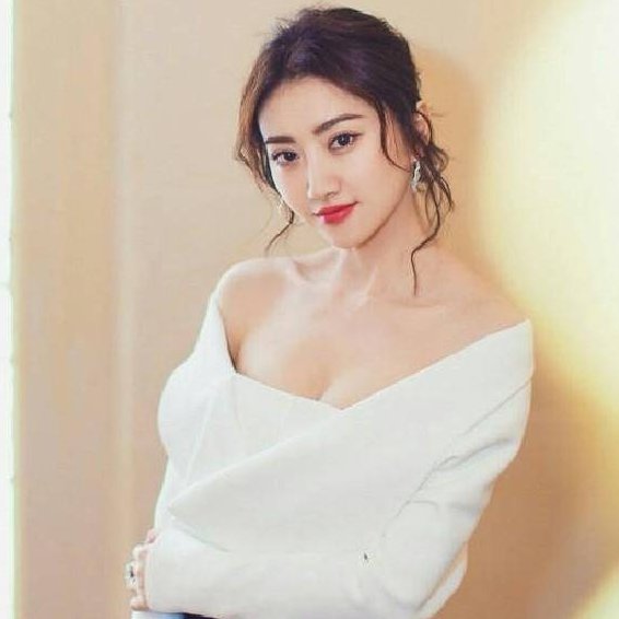 景甜没有最性感只有更性感，造型看到之后，福利满满