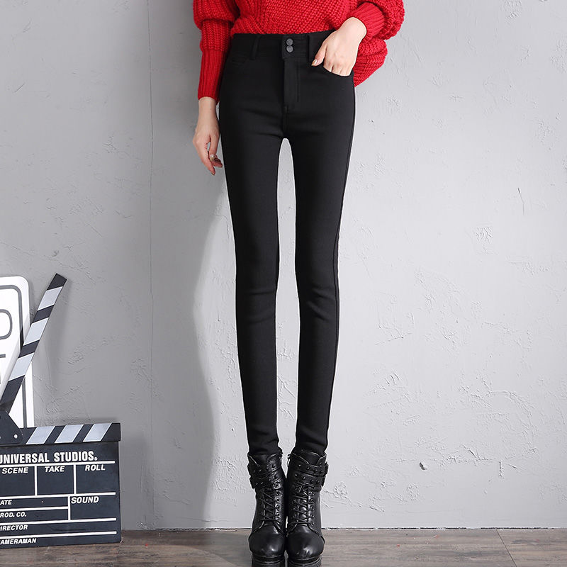 九月早晚凉,别穿裙子了,新款“黑裤子”百搭又时髦,好穿不贵
