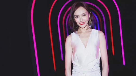 闺蜜情遭受质疑！杨幂唐嫣互动少？看两位当事人如何回应