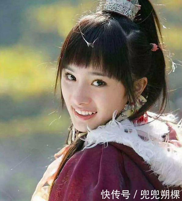  「酷似」她酷似杨幂搭档刘诗诗，出演情深深雨蒙蒙，如今出演枕上书认不出