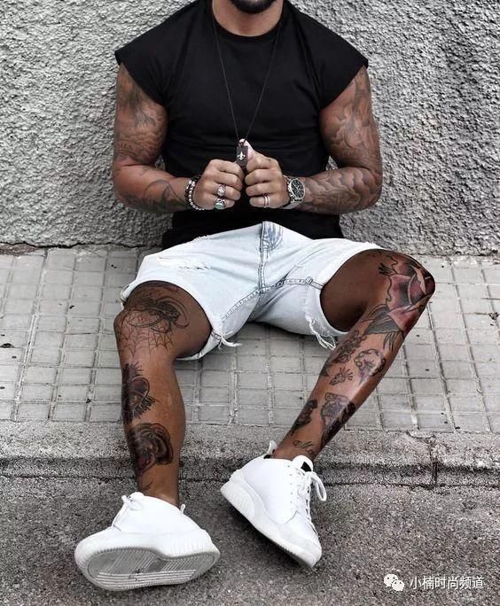 男士穿搭干货：你的夏季裤款里还要加上一件质感牛仔短裤