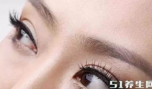 女人身上这3个部位的“毛”不能拔，男人嫌弃也别拔！特别是第3个