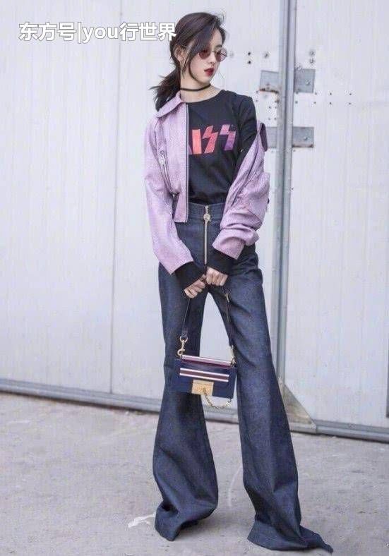 陈都灵再也不是那个“小耳朵”了，居然穿了条都可以拖地的长裤子