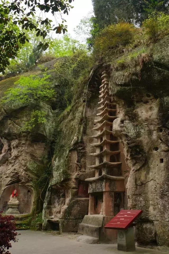 家底厚底气足!成都这座小城比敦煌还要辉煌，却低调得令人心疼!