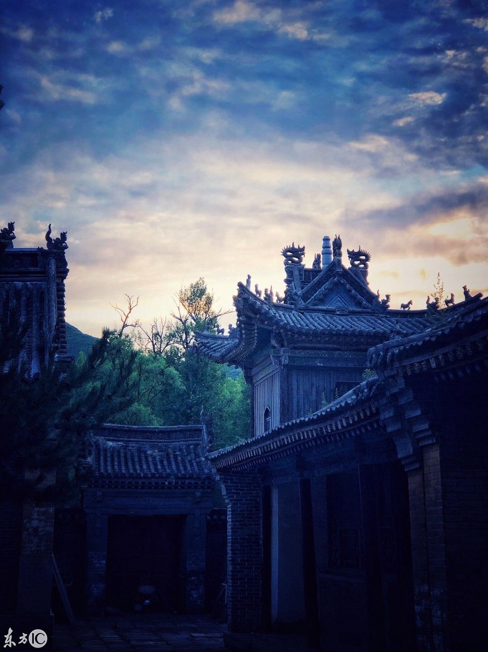 “未开天地,即有古佛,先有古佛寺即有五台山”,山西古佛寺