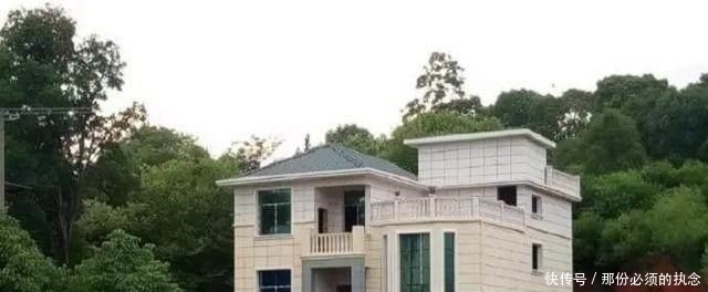  小伙伴■农村都没人了，回乡几十万盖一栋别墅是不是浪费？