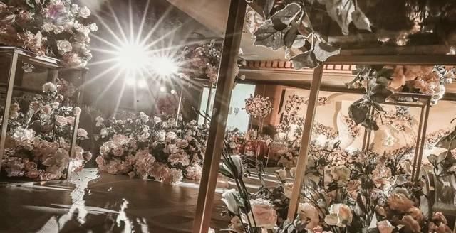  「愈久」一场需要时间沉淀的婚礼，他们的爱情和酒一样，愈久弥香至醇至美