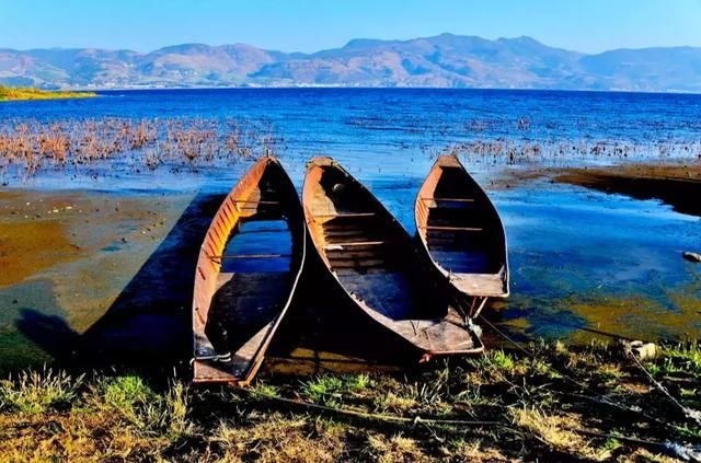 比泸沽湖还要美，这个隐藏在云南秘境的“玻璃湖”终于被人发现了