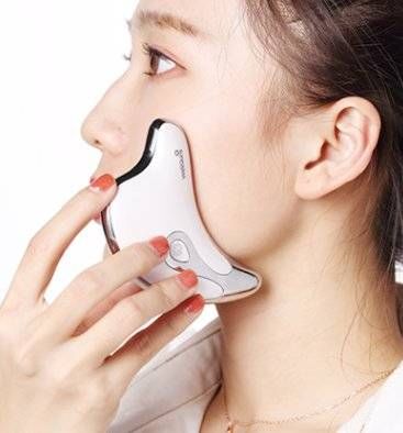 这个叫薇新Wellskins的家用刮痧按摩仪竟然能瘦脸抗衰