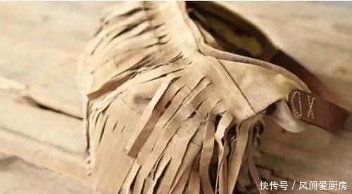  [实用]废弃仿貂皮裤子变身实用流苏包教程