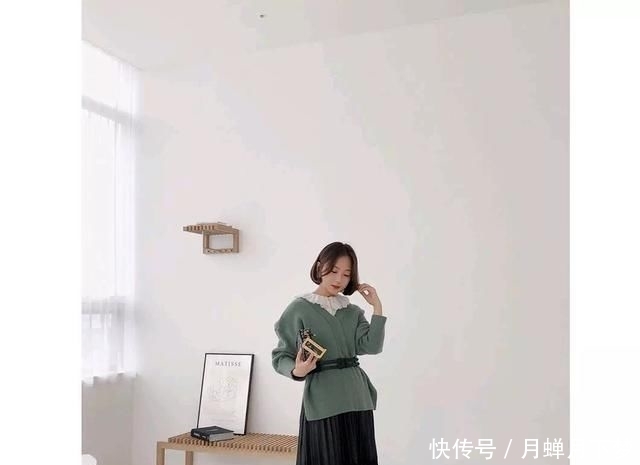  气质：衬衫怎样穿更时髦?搭配马甲,高级又好看