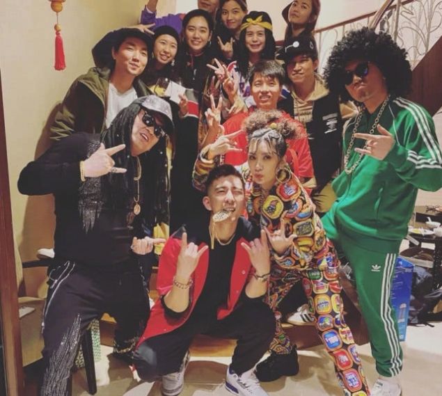 贾静雯病倒! 输液3天不见好转已痛到失声, 发文感慨人间冷漠