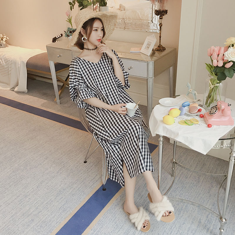 经济允许的四五十岁女人，穿穿显嫩仙女裙啊!美得太不像话了