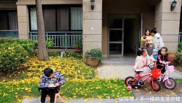 睡觉|“你剁肉,我孙子咋睡觉?”老人敲门质问,宝妈的回怼很解气