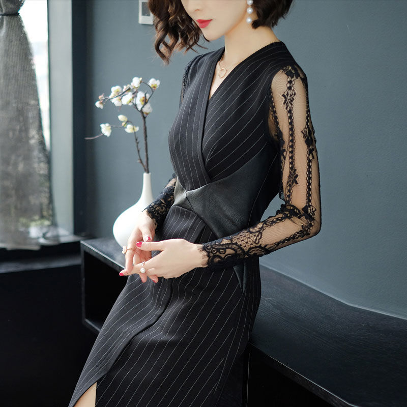 当女人邂逅包裙，搭无痕小裤裤+高跟鞋，挡不住的妩媚尽显女人味