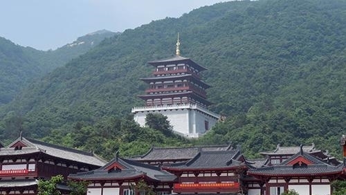  gdp|河南上半年18个市一览, 有两个城市突出, 名声在外