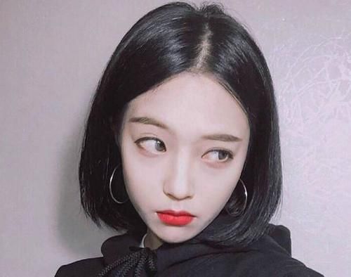 女人一旦过了35岁，千万别留这4种发型，又土又“显老”，特别是