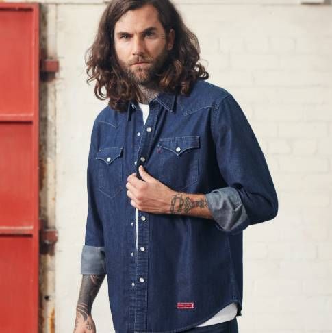 一睹为快!利物浦李维斯联乘系列发售