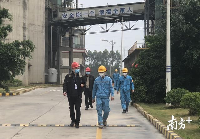  #防控#遂溪县黄略镇疫情防控、企业复工“两不误”