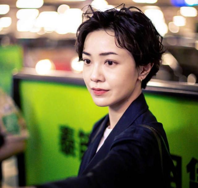 整容传闻一直围绕着她，这位女星不再无视，生气回应