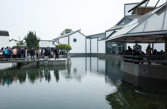 外地游客第一次去苏州，排队2小时只为看一眼这里，确实惊艳！