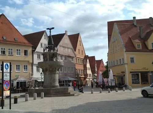 全球最贵的小镇，用了7万多吨钻石打造，又被称为钻石城！