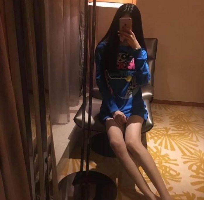  『美女』好丝，好腿，好身材，这样的美女不做模特可惜了！
