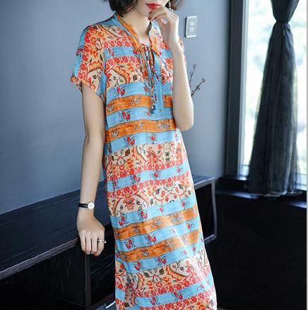 越来越多的女人，不喜欢穿裤子，这样穿凉快又高雅