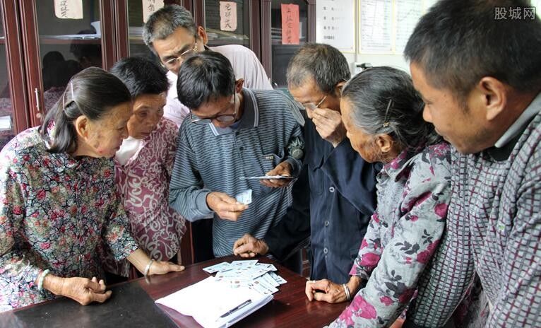 60岁农民有福了 农民年满60岁可领四项补贴