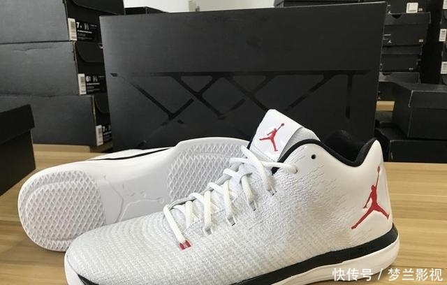 『入手理由』AJ XXXI Low芝加哥配色简介