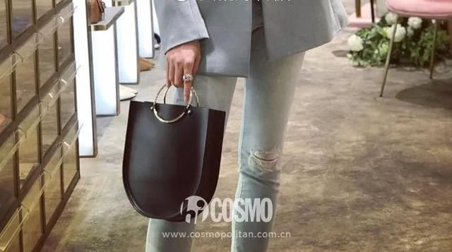 张梓琳的托特包只要三位数？我下单了