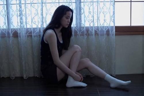云热■网易云热评妈妈,我爱上一个姑娘,可是我也是个姑娘……